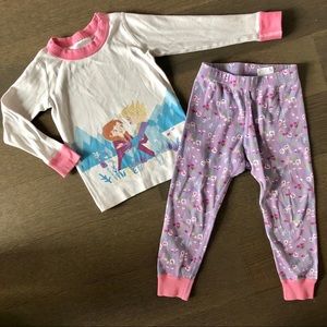 Hanna Frozen PJ’s ❄️